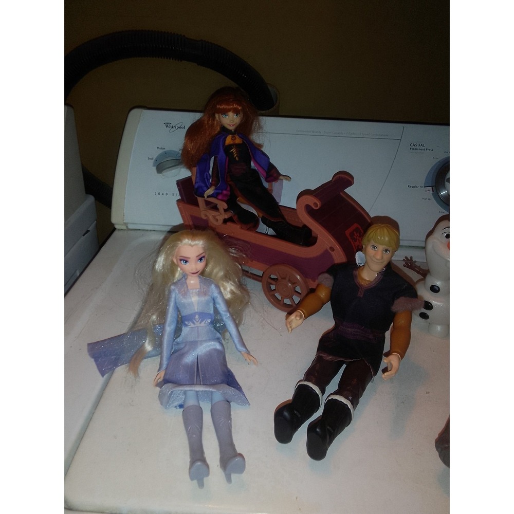 Elsa, Anna,  Kristoff,  Sven (TY Plush), Olaf Disney Sledding Adventure - Frozen - Picture 9 of 9